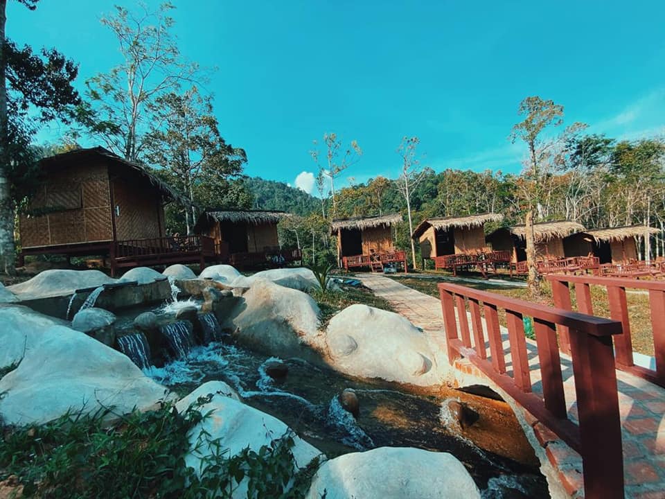 Masbro Hidden Village: Teroka Percutian Mendamaikan