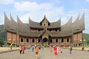 tempat menarik di bukit tinggi indonesia