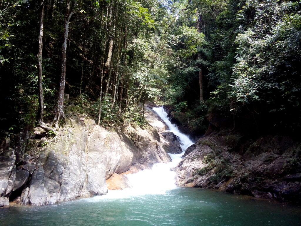 air terjun di kelantan
