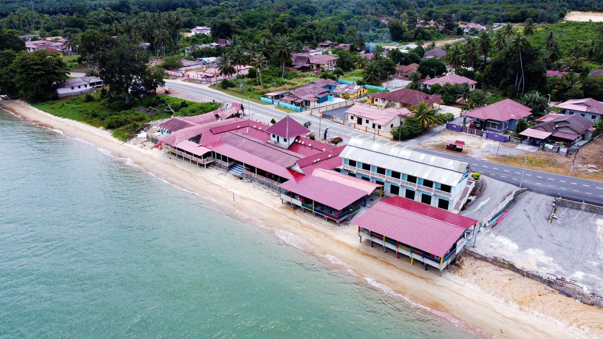 12 Chalet Tepi Pantai di Melaka Yang Cantik dan Santai