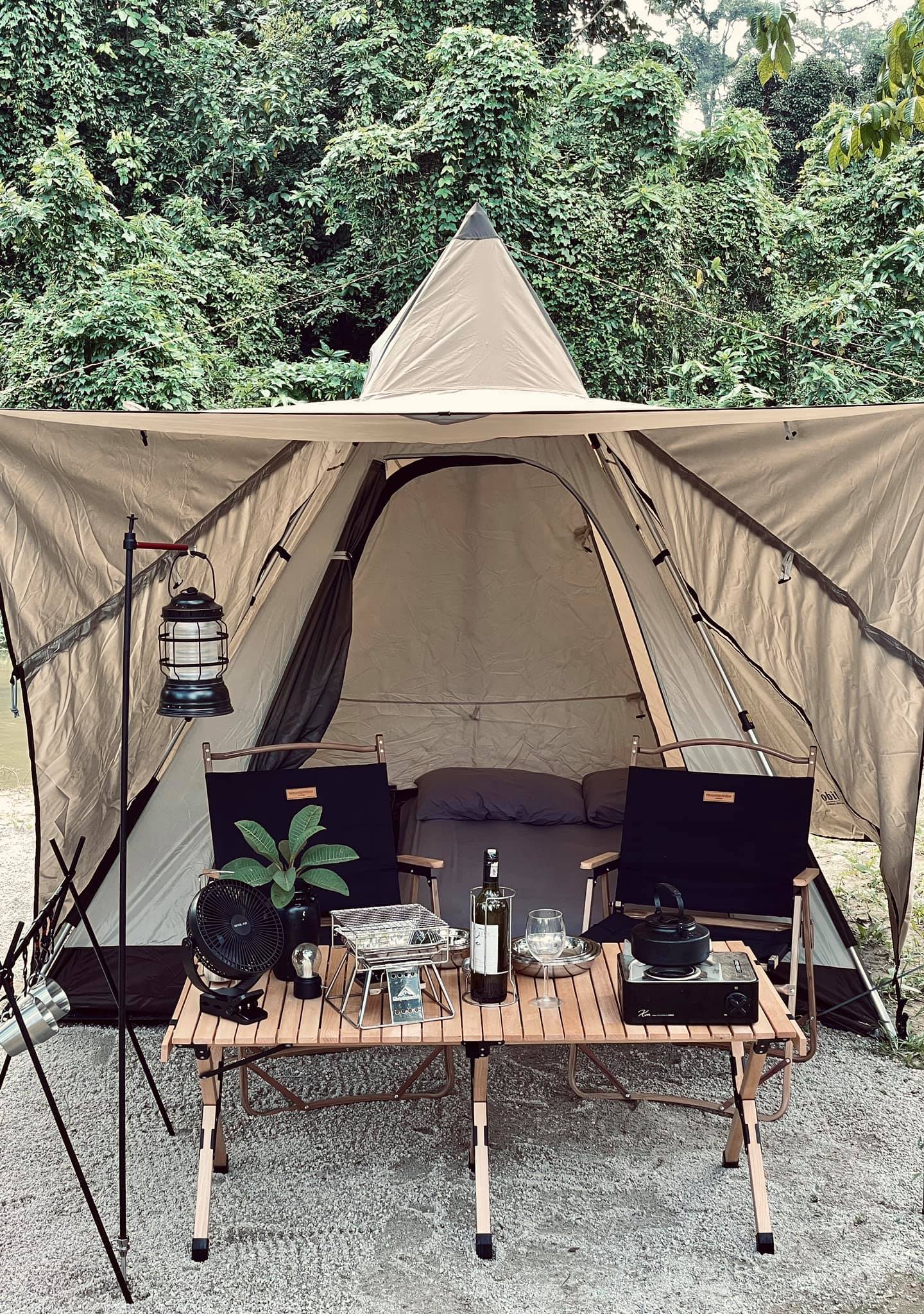 Hammocks By The River: Tempat Glamping Kena Pergi