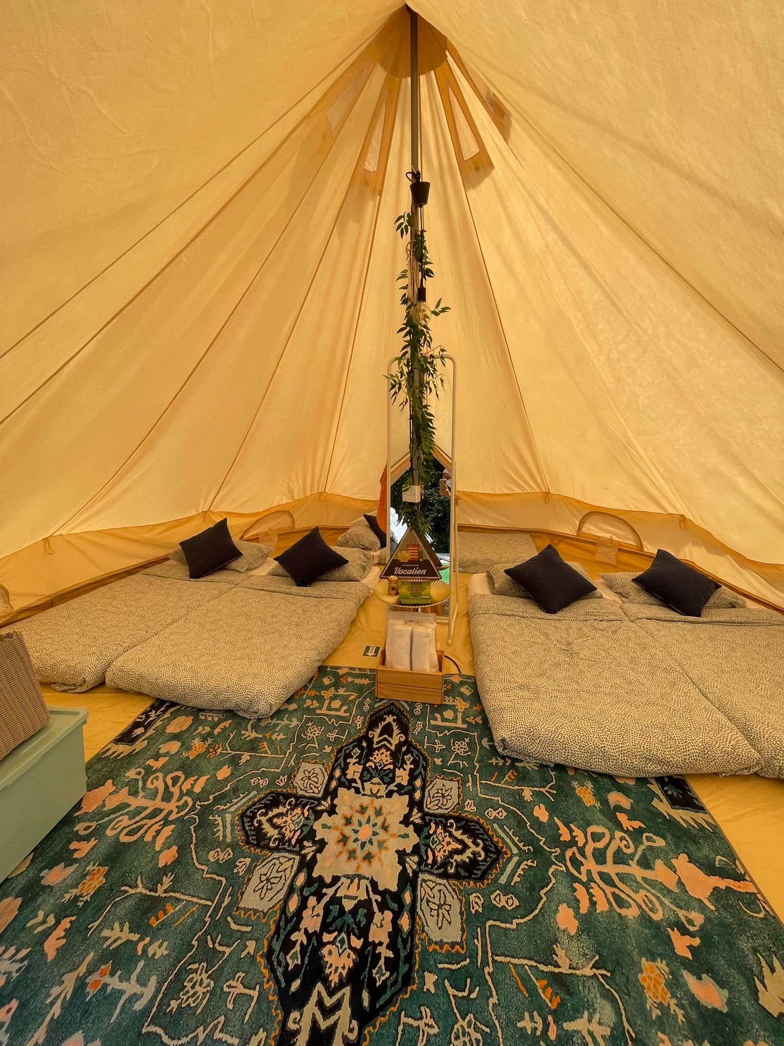 River &amp; Glamp: Apa Yang Menarik Di Sini?